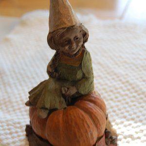 Collectable Clark Pumpkin Female Gnome  1986  #1120   "89 Pumpkin"